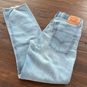 Levi Jeans 514- (BIG) BOYS 16 or 28/30 *see pics*